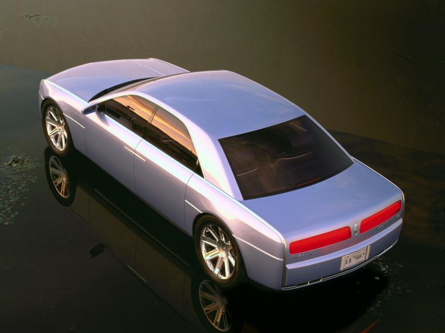  Lincoln Continental Concept 2002 года  (фото 31 из 36)